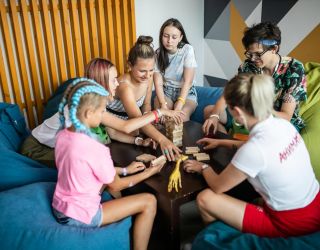 Отель "Bridge Family" / "Бридж Фэмили"