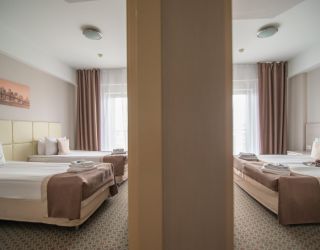 Отель "Bridge Family" / "Бридж Фэмили"