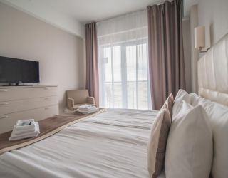 Отель "Bridge Family" / "Бридж Фэмили"