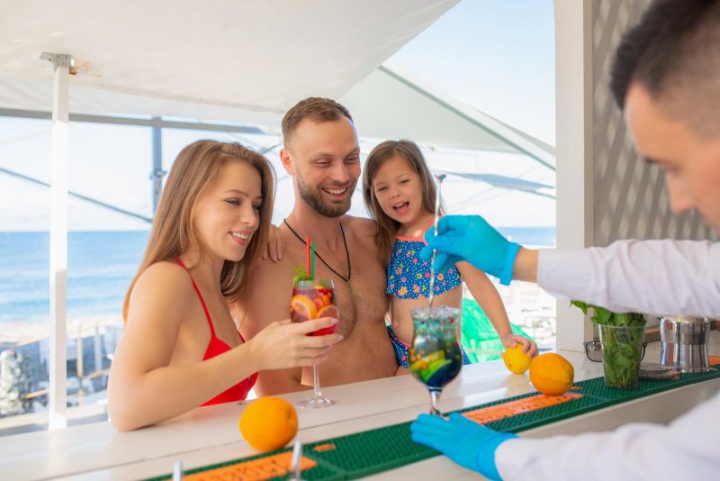 Отель "Bridge Family" / "Бридж Фэмили"