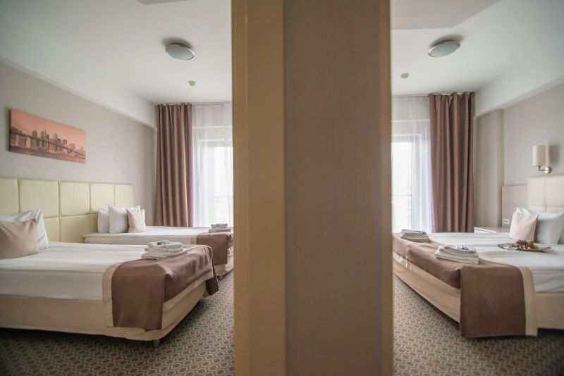 Отель "Bridge Family" / "Бридж Фэмили"